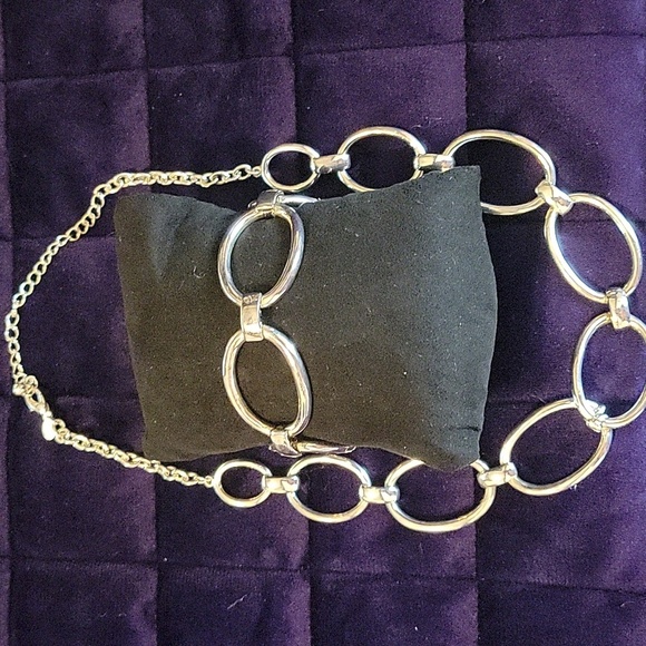 Elegant Silver Chain Necklace and Bracelet Set Premier Designs-Gilford - Picture 10 of 14